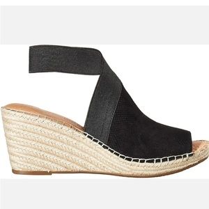 Gentle Souls -Kenneth Cole Women's Colleen Blk Suede Espadrille Wedge Size 9 1/2